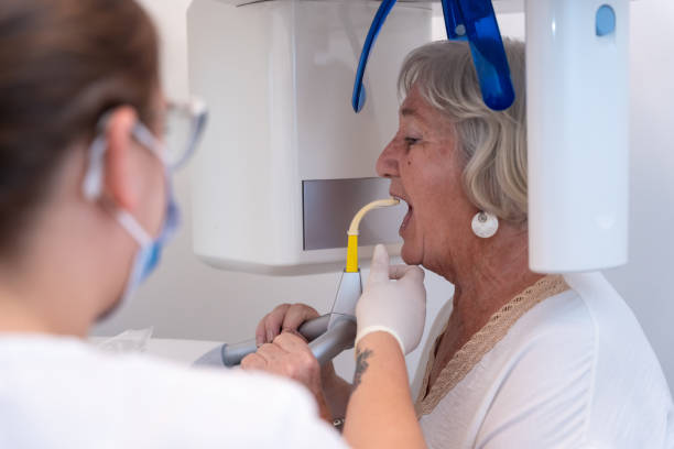 Best Broken Tooth Emergency  in Amberley, OH